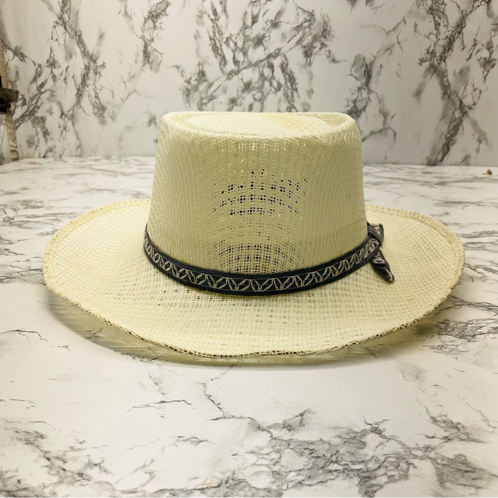 Elegant Cream Straw Hat with Black Band